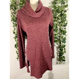 The Limited Tunic Maroon Sweater with Side Splits Women's size Large NWT
